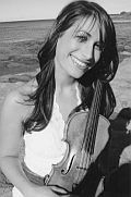 Nicole Vasilakis, violin